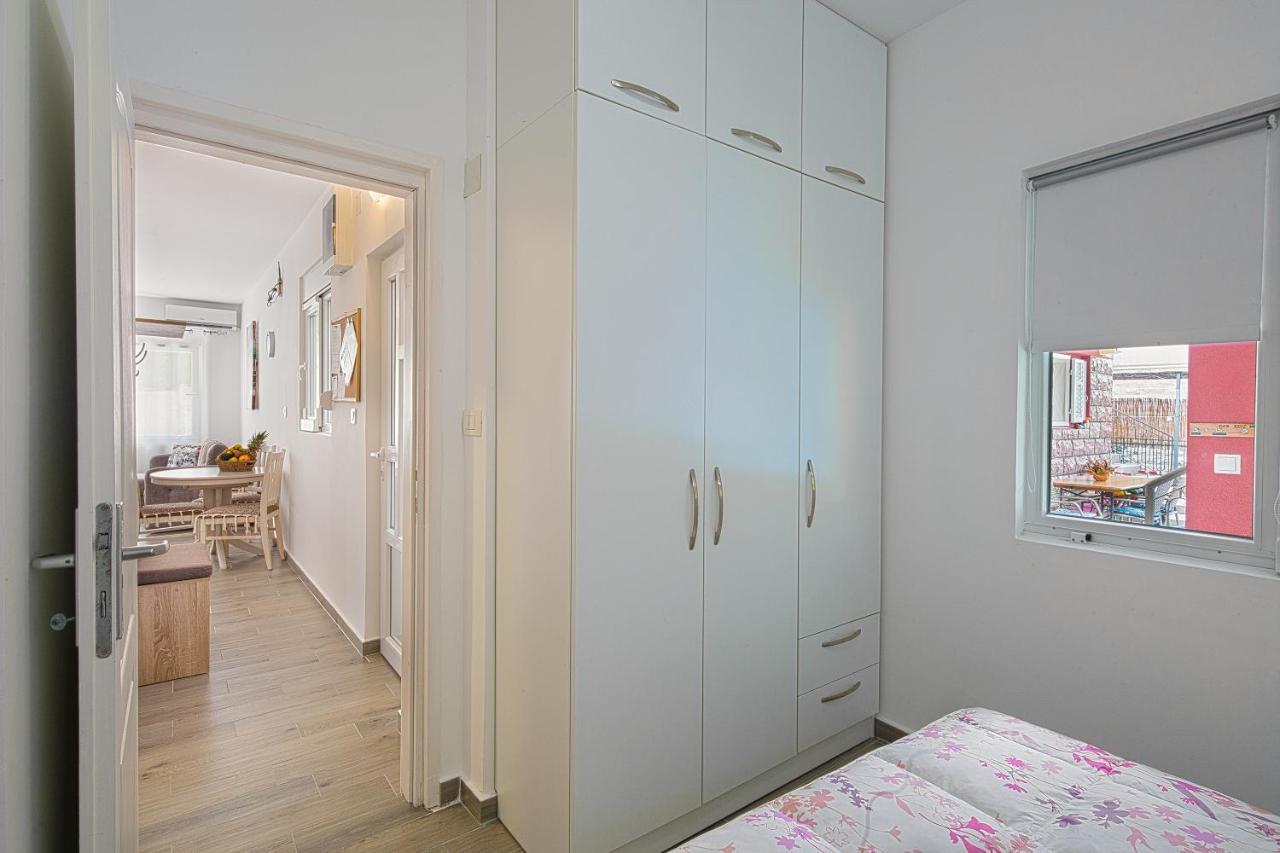 Apartment Kotor Bay Luaran gambar