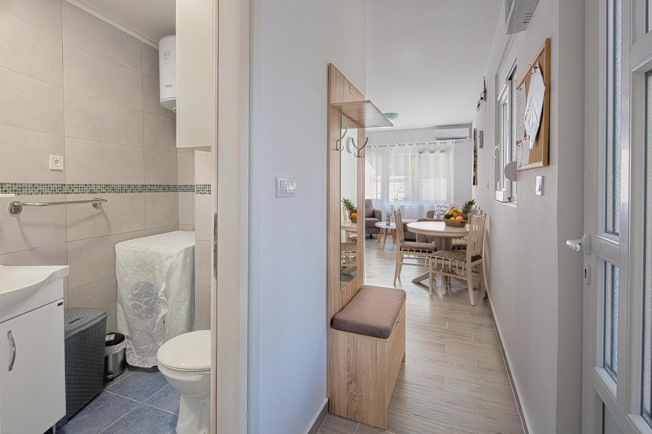 Apartment Kotor Bay Luaran gambar